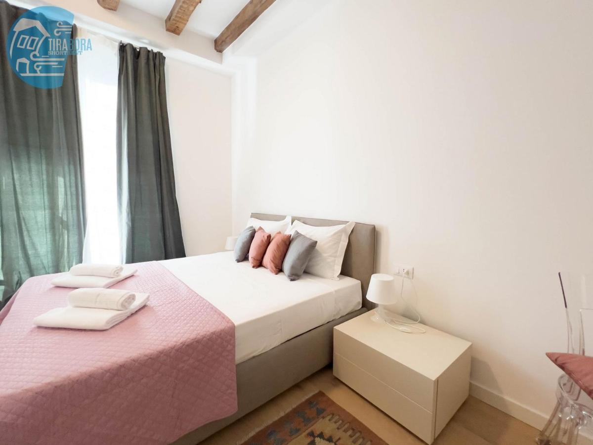 Apartment Cavana 5 Tirabora Short Rent Trieste